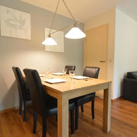 Comfortable With A Garden Holiday home