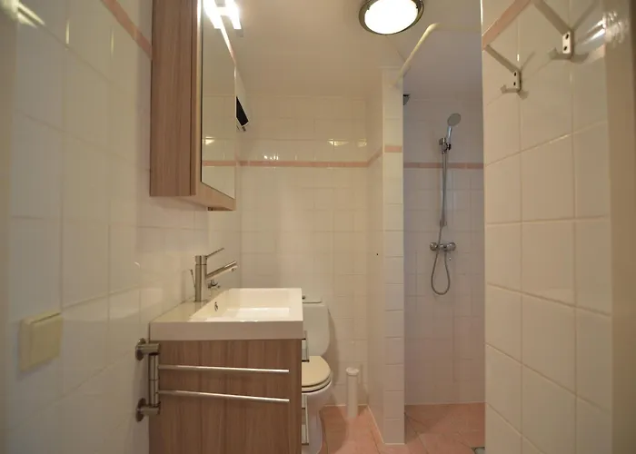 度假居 In Near Forest